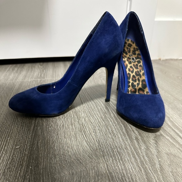 MAJOR SALE: Aldo Heels Blue Suede - Picture 1 of 4